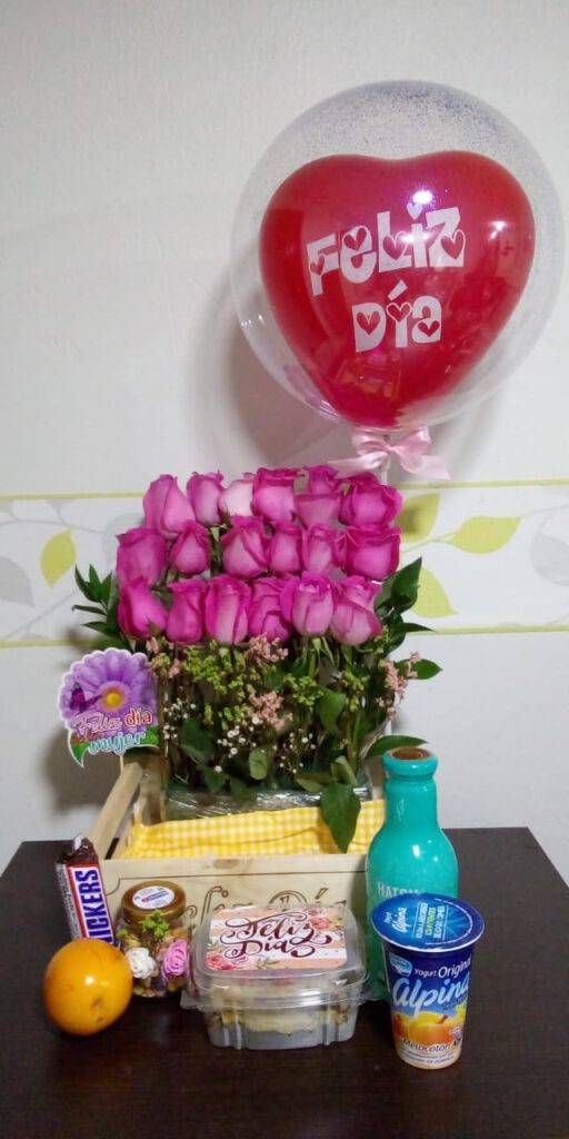 GALERIA DESAYUNO HUACAL DE ROSAS