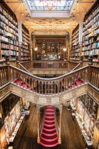la literatura, tomado desde pex, blog post, camino en la biblioteca, desayunossorpresas.com