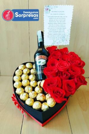 Galería de producto, caja de rosas especiales. Desayunossorpresas.com