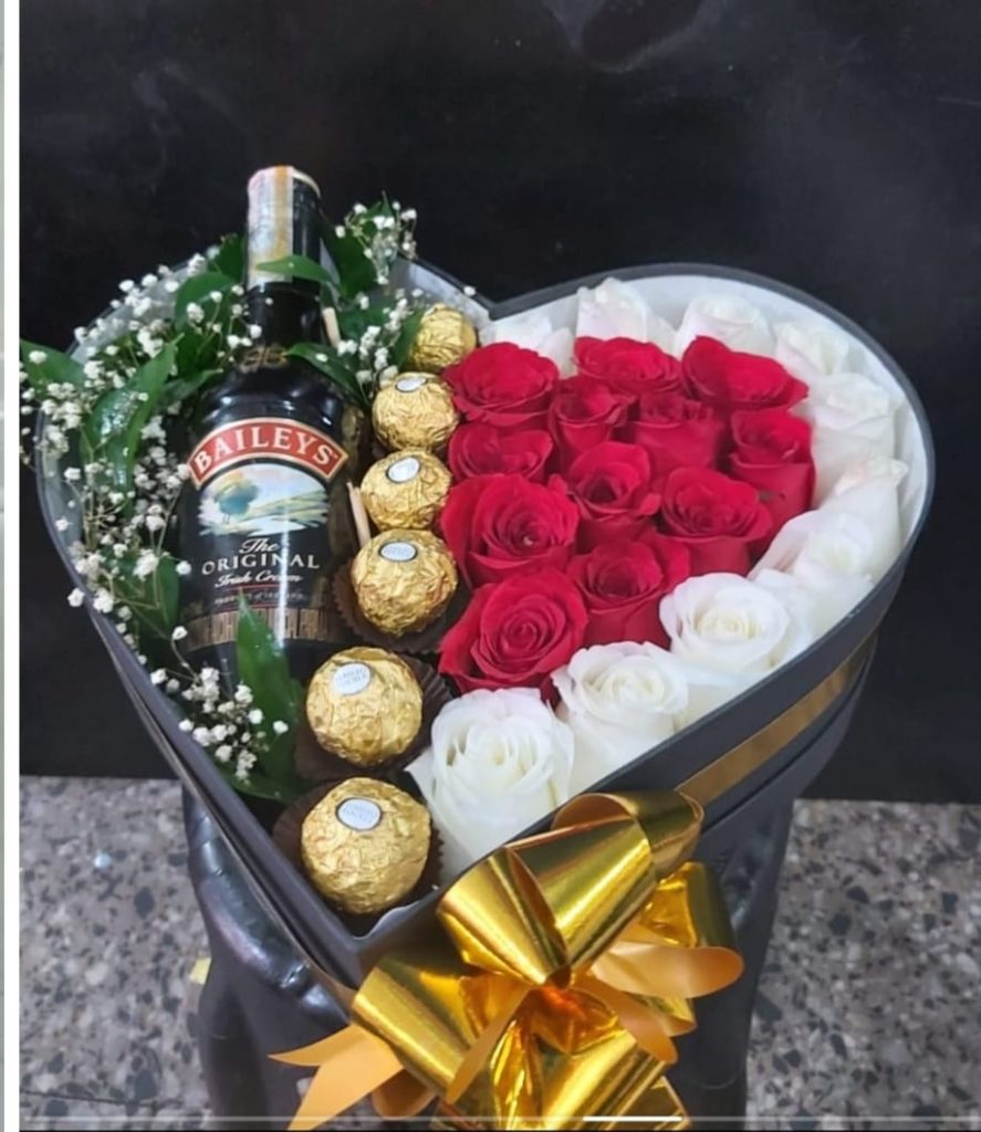 Caja Corazón y Baileys Desayunossorpresas.com